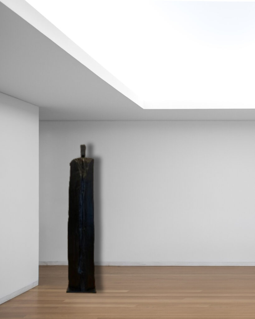 Christian lapie 1 figure, 215 x 40 x 25 cm / ± 65 kg Chêne traité à l'huile de lin sous vide Socle 40 x 30 cm / 13 kg